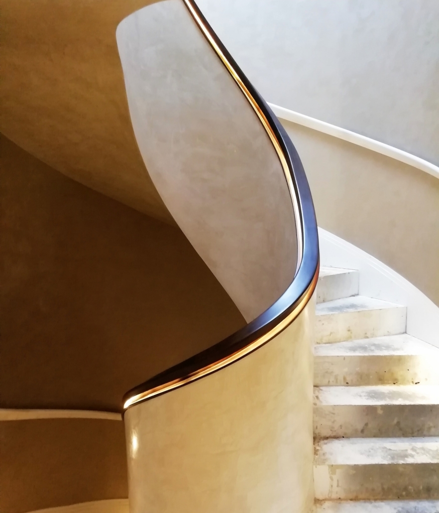 Handrail Creations
UK's leading timber handrail supplier
Record breaking year
Full order book
Investment in machinery, software, and people
Houses of Parliament
US Embassy, London
Head Office buildings
Universities & Colleges
Shopping Centres & Shop Fits
Luxury homes
Quality and service